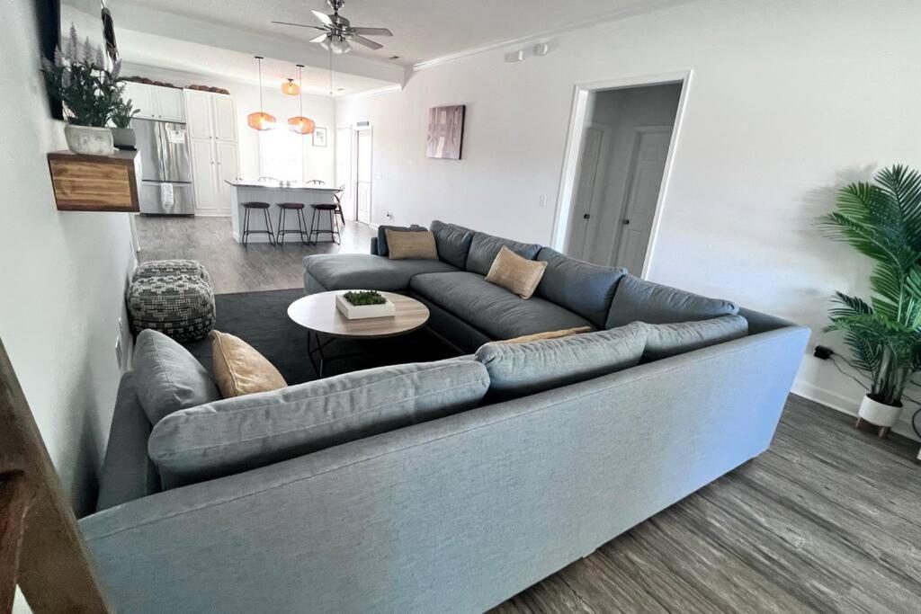 Walk To The Beach-Sleeps 10 And Golfcart Μιρτλ Μπιτς Εξωτερικό φωτογραφία